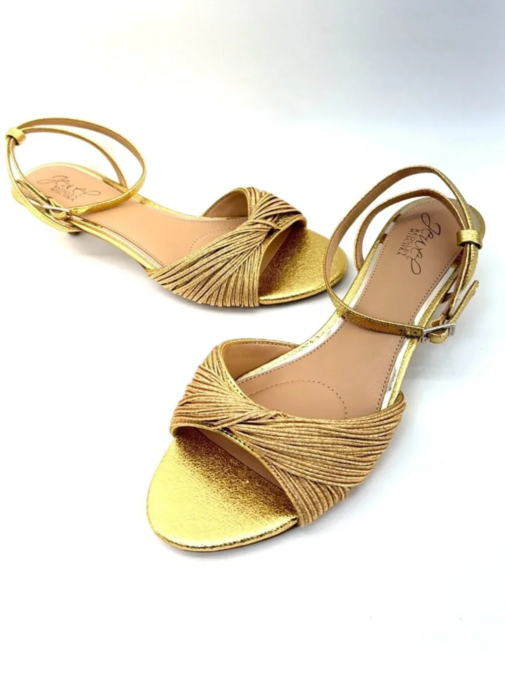 Jewel Badgley Mischka Nance Ankle Strap Golden Kitten Heel Sandals Women Sz 8.5